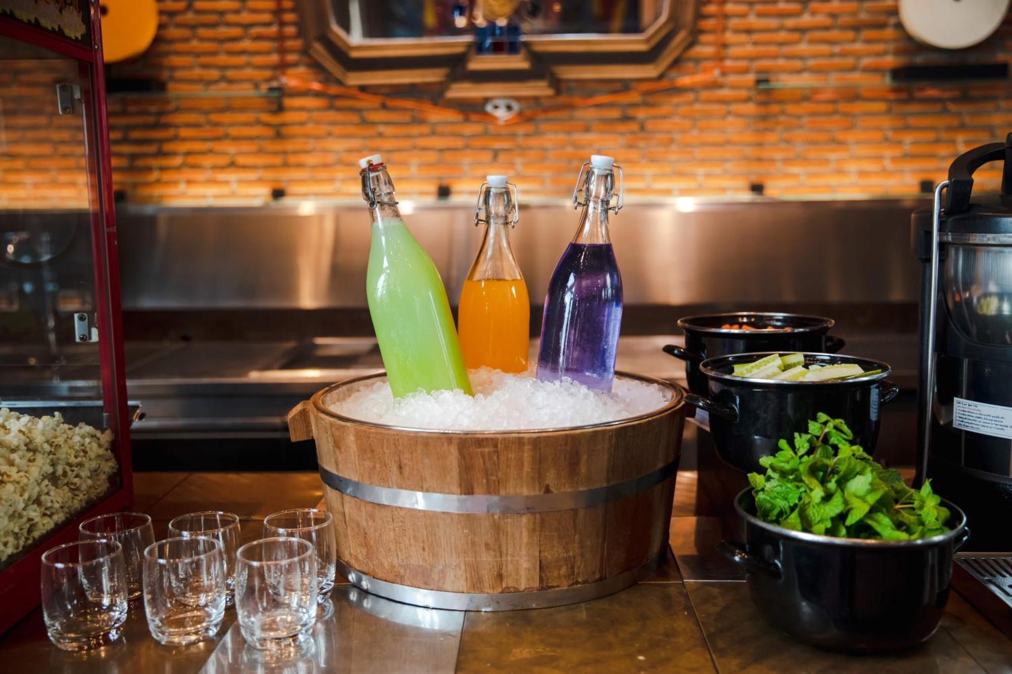Siam@Siam, Design Hotel Бангкок Экстерьер фото A wooden barrel used to hold ice