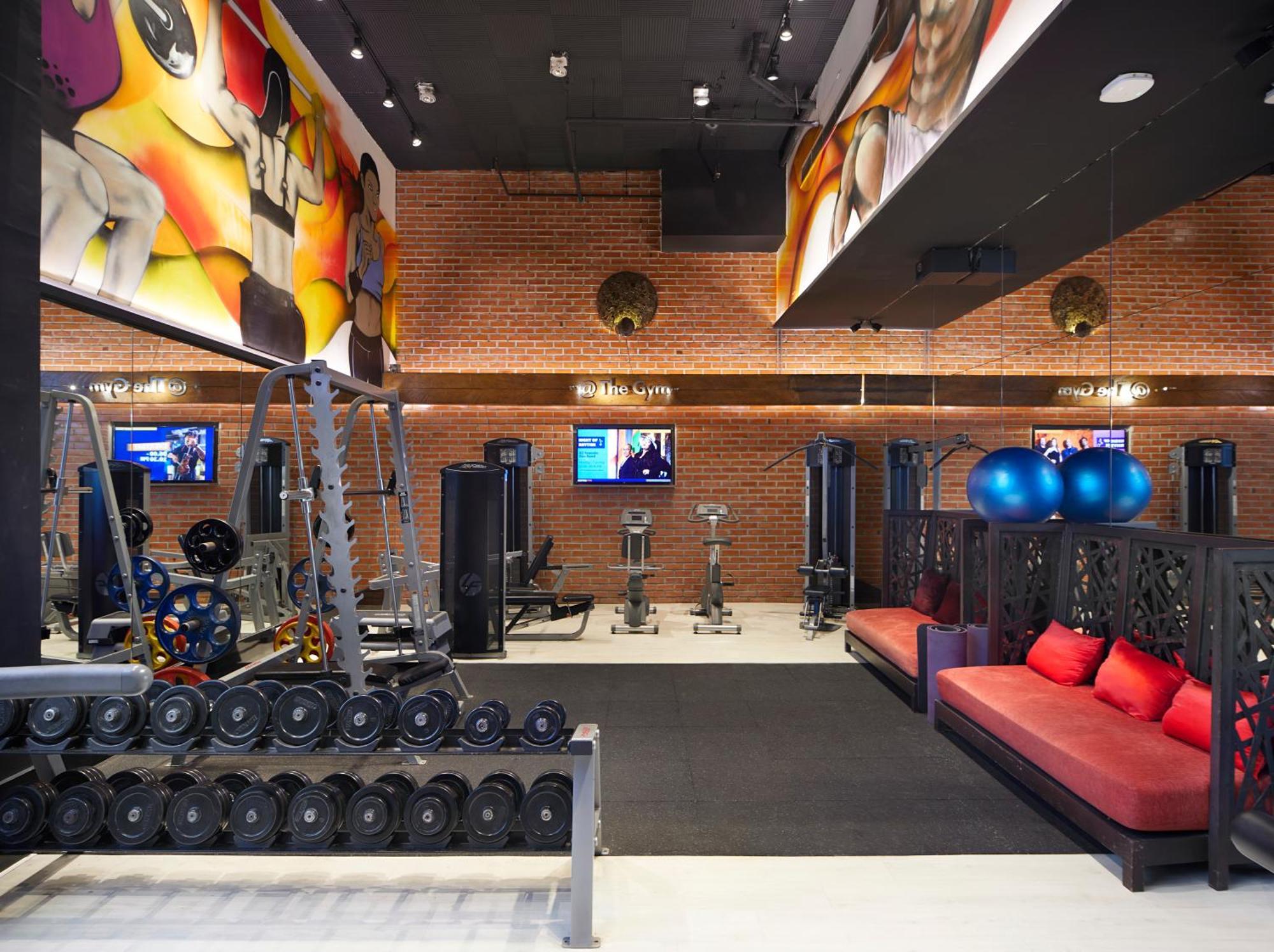 Siam@Siam, Design Hotel Бангкок Экстерьер фото The gym at The Standard East Village